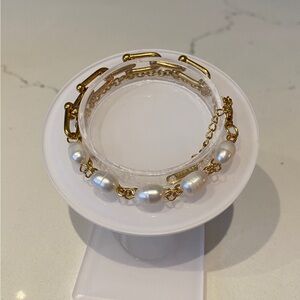 Layered mixed link pearl bracelet - 18k plated. Natural freshwater Pearl